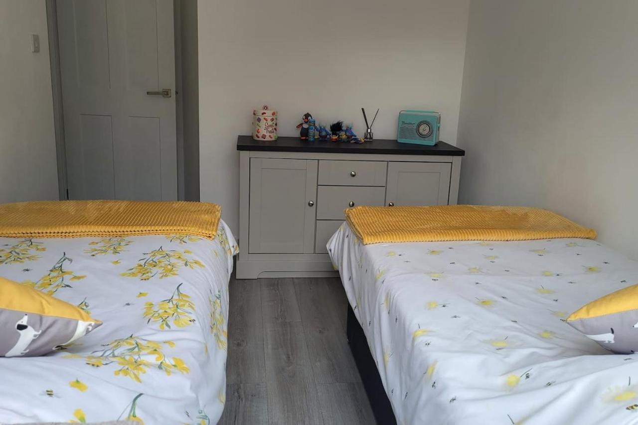 Apartment Two Bedroom In *