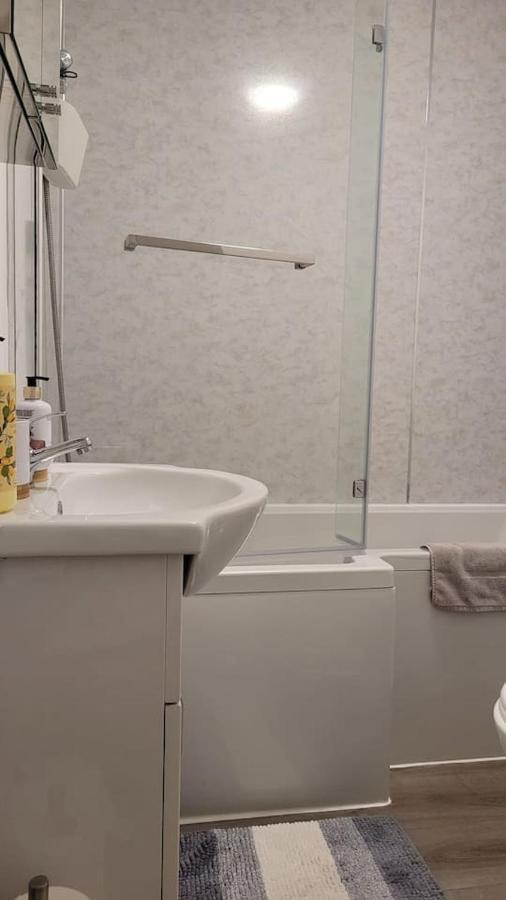 Two Bedroom In Dormansland