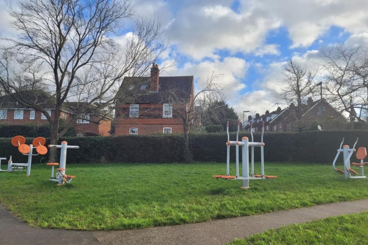 Two Bedroom In Apartment Dormansland